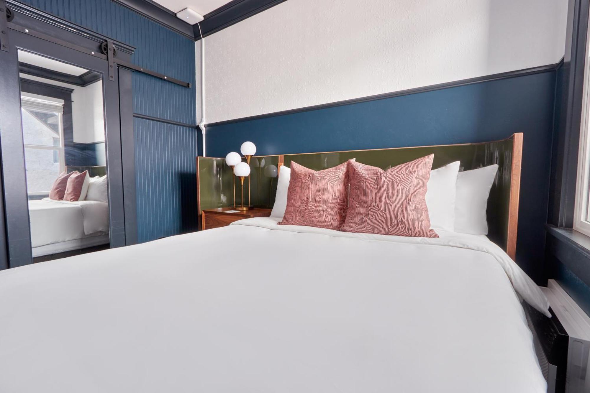 The Davis Downtown San Diego 3*