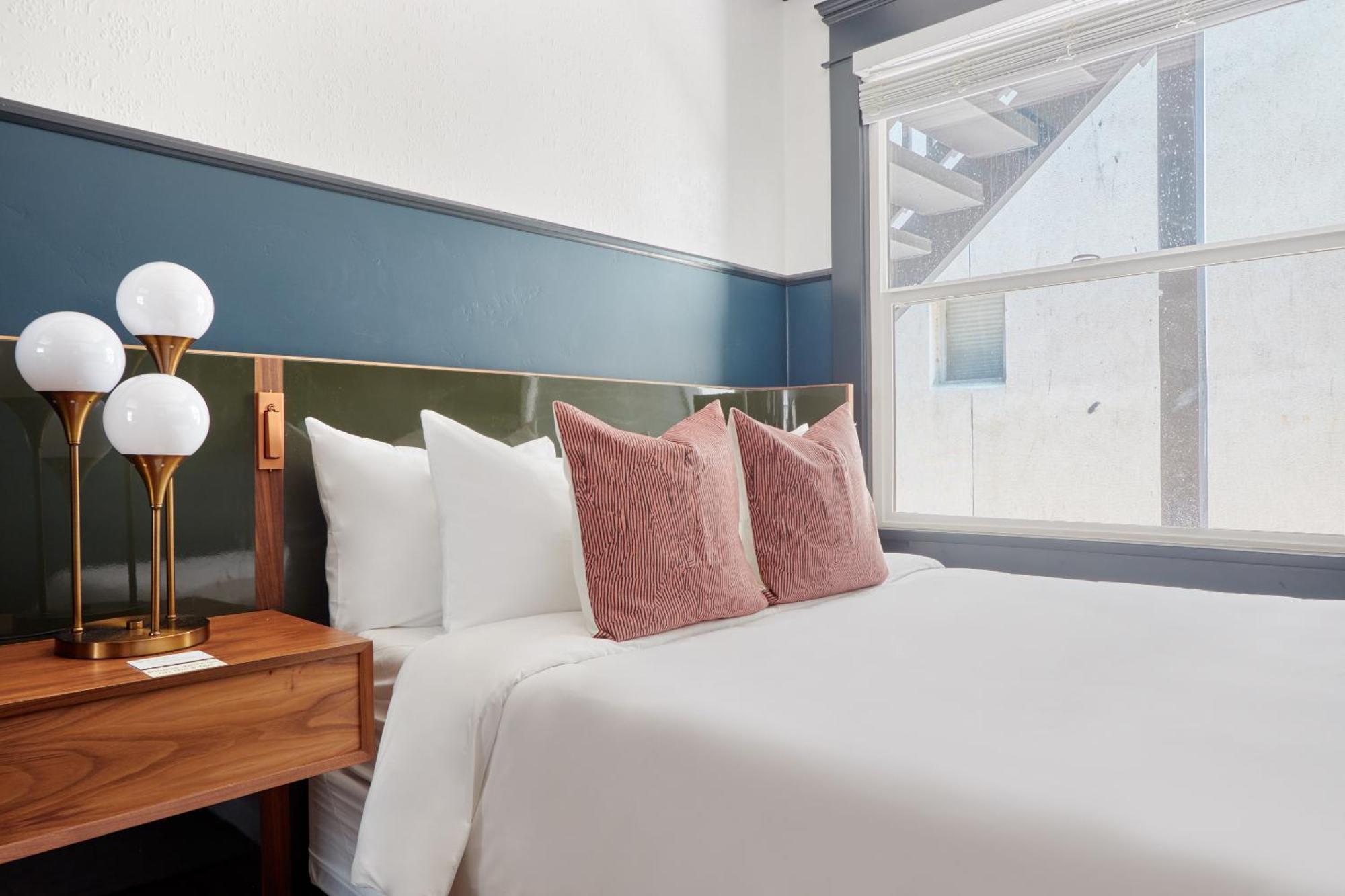 The Davis Downtown San Diego 3*